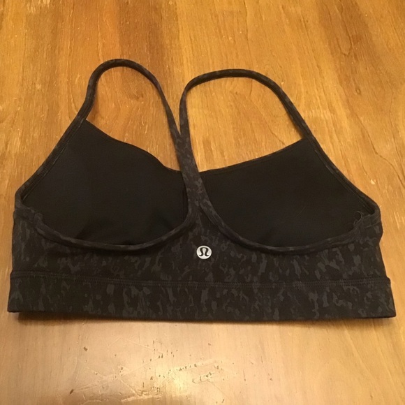Lululemon Flow Y Nulu Bra *Light Support, A–C Cups
Leopard Camo Deep Coal Multi - Picture 8 of 8
